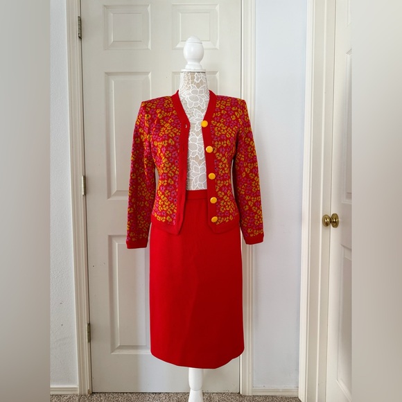 Authentic Yves Saint Laurent Skirt Set - Picture 16 of 16